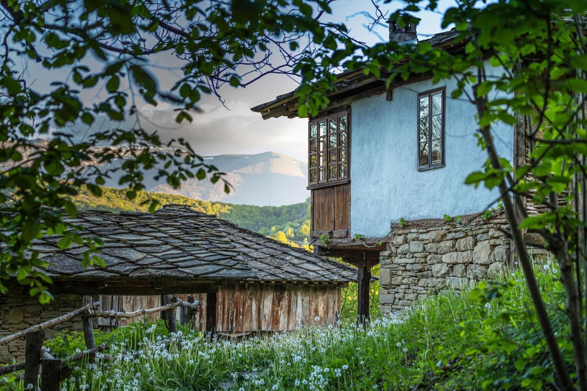 Authentic House With Stunning Mountain View - Karashka Villa Apriltsi  Exterior photo